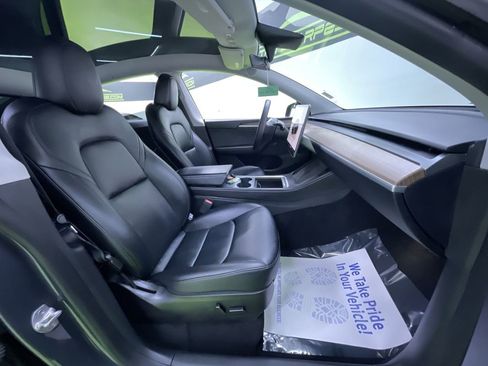Used 2023 Tesla Model Y Long Range image 30