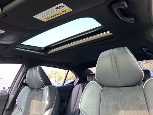 Certified 2018 Acura TLX V6 w/ Technology & A-SPEC Pkg FWD image 14