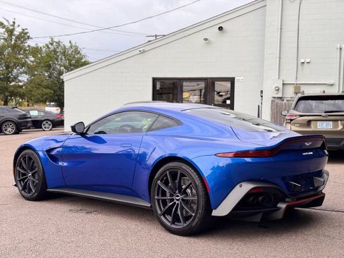 Used 2020 Aston Martin V8 Vantage Coupe RWD image 4