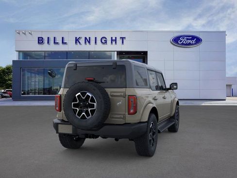 New 2025 Ford Bronco Outer Banks image 8