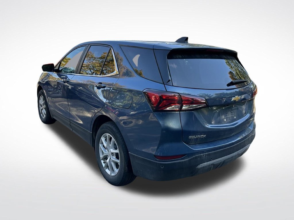 Used 2024 Chevrolet Equinox LT w/ LPO, Floor Liner Package FWD image 15