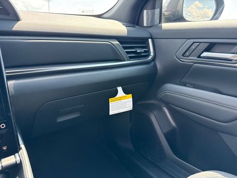 New 2027 GMC Terrain Elevation w/ Technology Package II AWD/4WD image 25