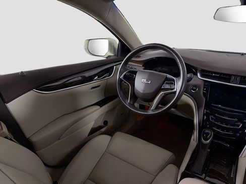 Used 2016 Cadillac XTS Luxury FWD image 26