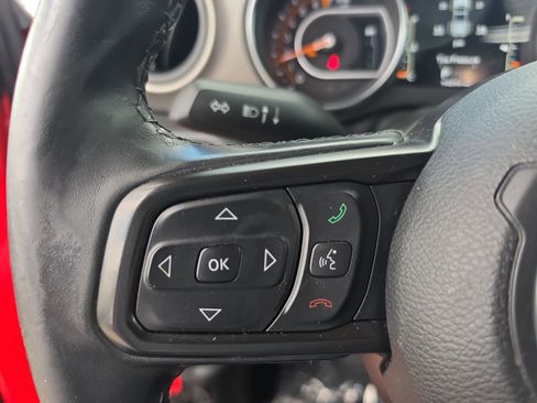 Used 2021 Jeep Gladiator Willys image 21