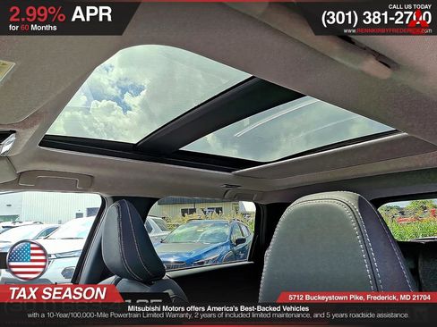 Used 2025 Mitsubishi Outlander SE image 14