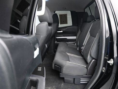 Used 2012 Toyota Sienna LE image 22