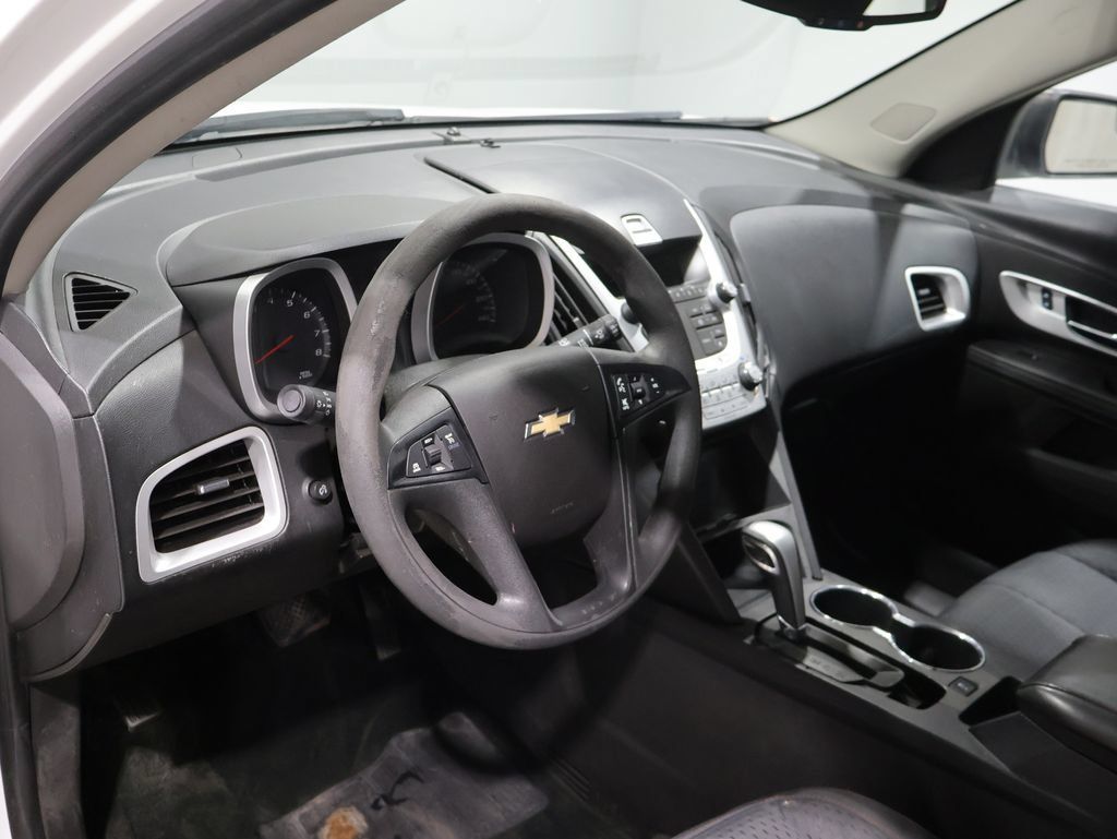 Used 2013 Chevrolet Equinox LS FWD image 19