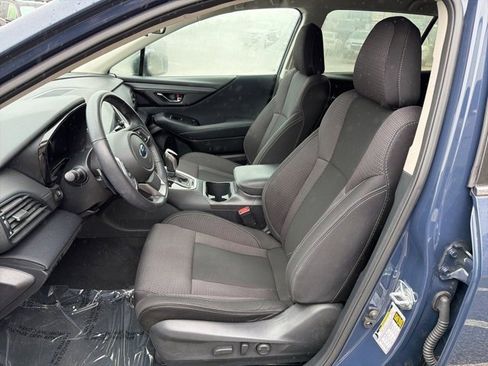 Used 2023 Subaru Outback Premium image 38