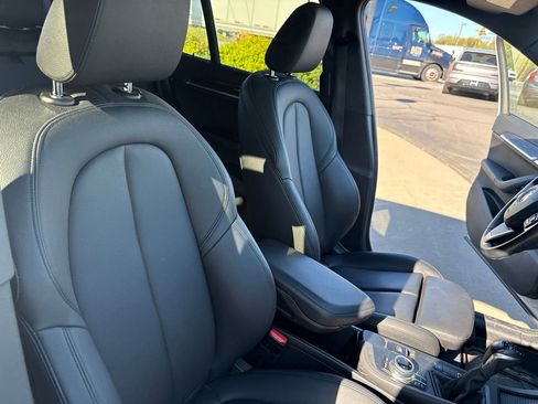 Used 2018 BMW X1 xDrive28i AWD/4WD image 25