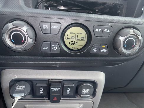 Used 2011 Honda Ridgeline RTL image 15