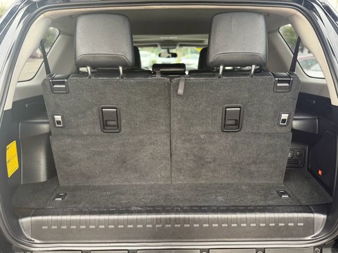 Used 2016 Toyota 4Runner Limited image 10