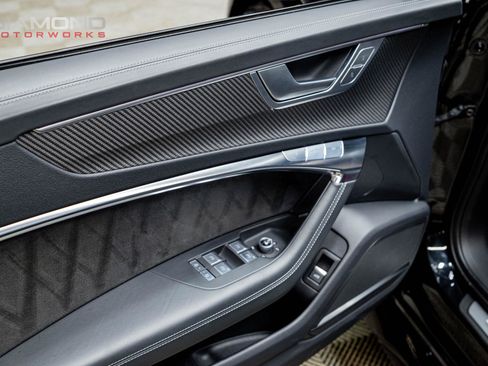 Used 2024 Audi RS 6 performance image 74