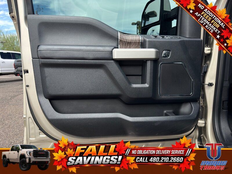 Used 2018 Ford F350 Lariat w/ Lariat Ultimate Package AWD/4WD image 19