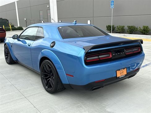 Used 2019 Dodge Challenger SRT Hellcat Redeye image 5