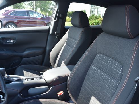 Certified 2024 Honda HR-V Sport image 12