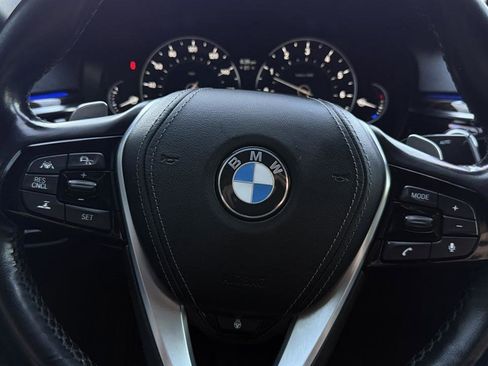 Used 2019 BMW 540i xDrive AWD/4WD image 46