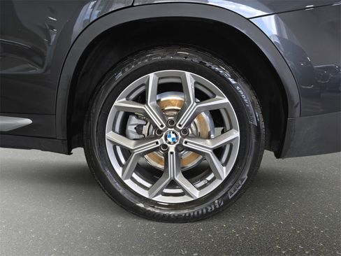 Certified 2023 BMW X3 xDrive30i w/ Premium Package image 28