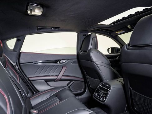 Certified 2024 Maserati Quattroporte Modena Ultima Q4 image 16