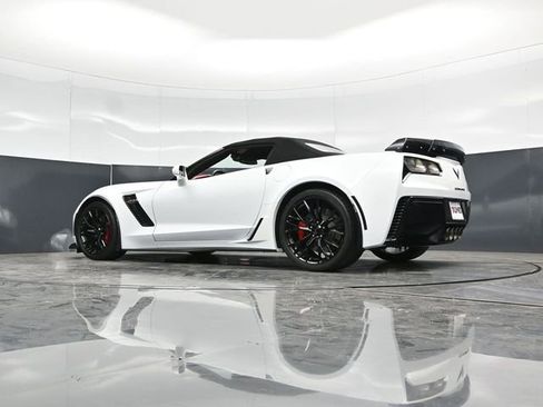 Used 2019 Chevrolet Corvette Z06 RWD image 49