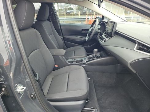 Used 2024 Toyota Corolla LE image 8