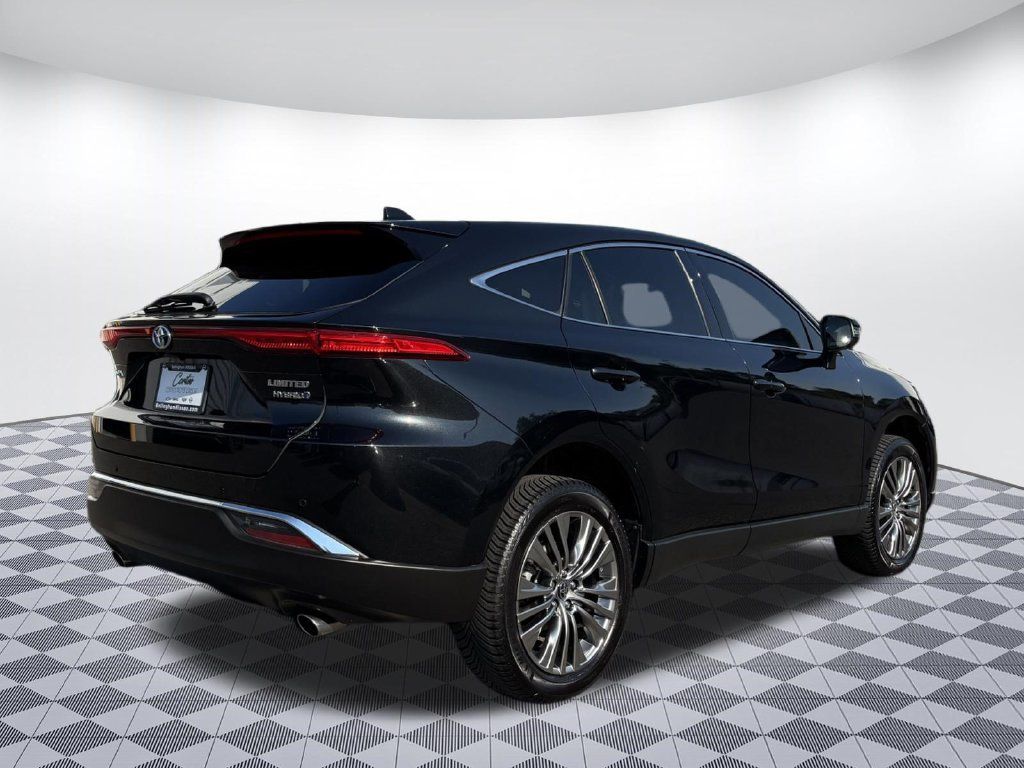 Used 2022 Toyota Venza Limited w/ Advanced Technology Package AWD/4WD image 7
