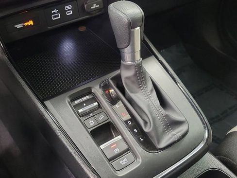 Certified 2024 Honda CR-V EX image 31