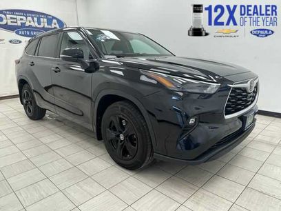 Used 2024 Toyota Highlander LE