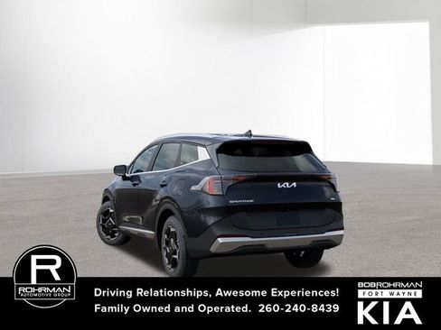 New 2026 Kia Sportage EX image 4