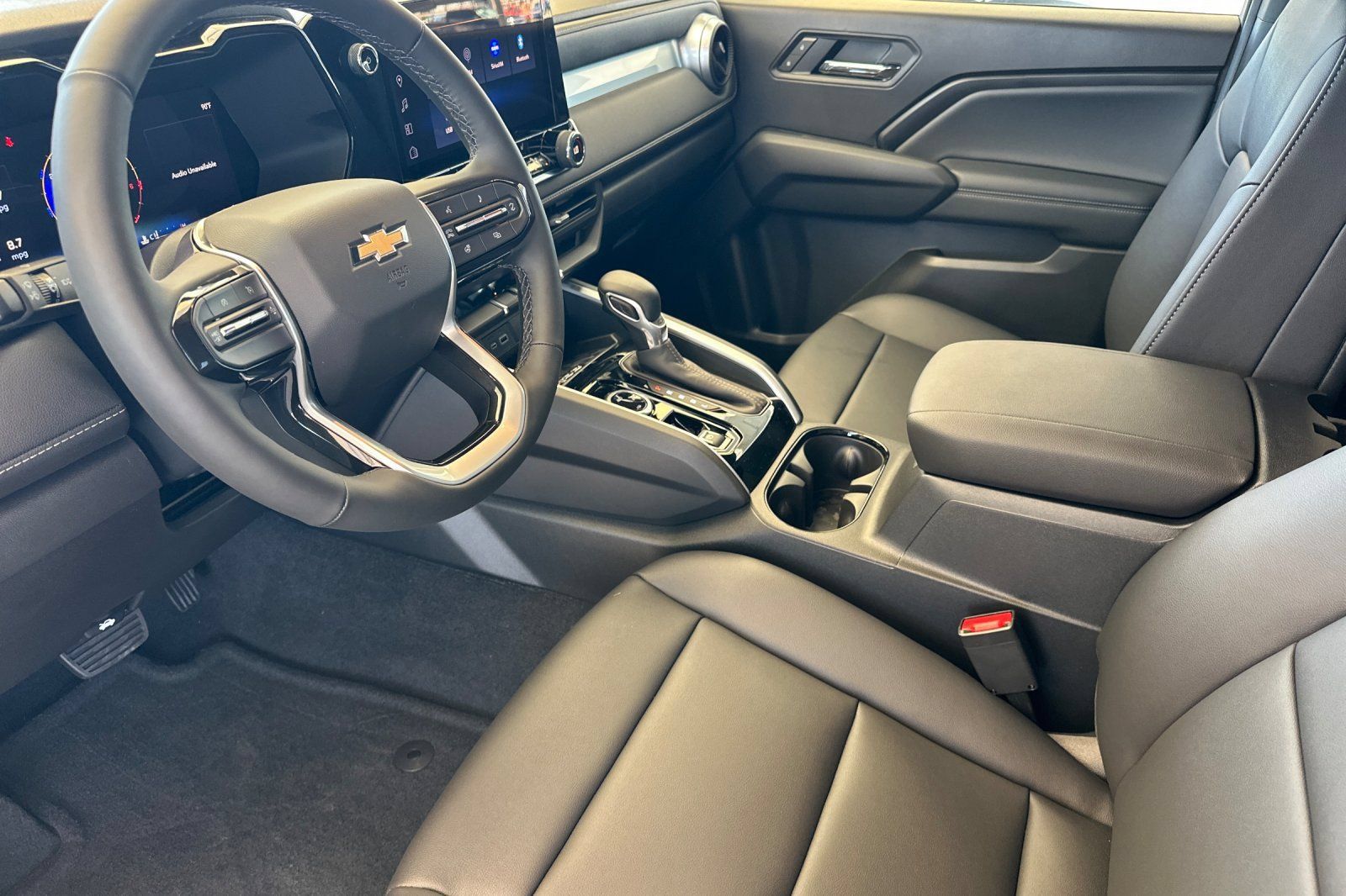 New 2026 Chevrolet Colorado LT w/ LT Convenience Package AWD/4WD image 10