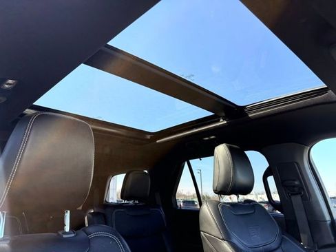 Used 2021 Ford Explorer ST w/ Equipment Group 401A image 11