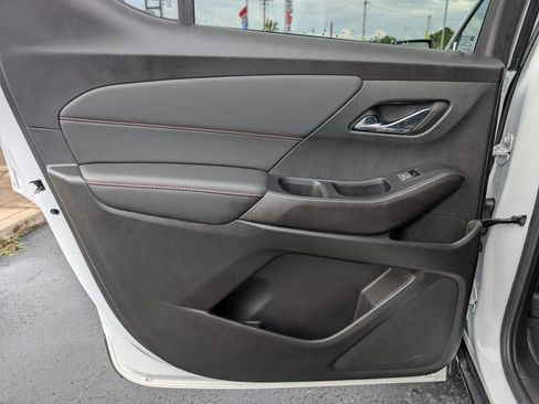 Used 2023 Chevrolet Traverse RS w/ LPO, Floor Liner Package image 14