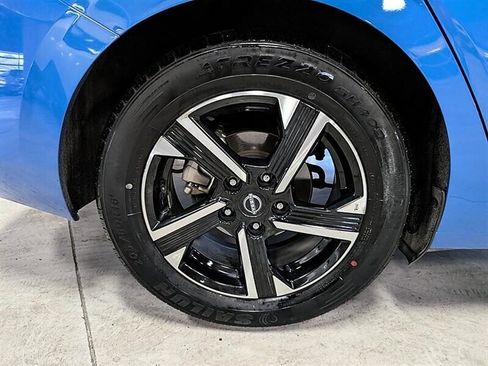 Used 2024 Nissan Sentra SV FWD image 13