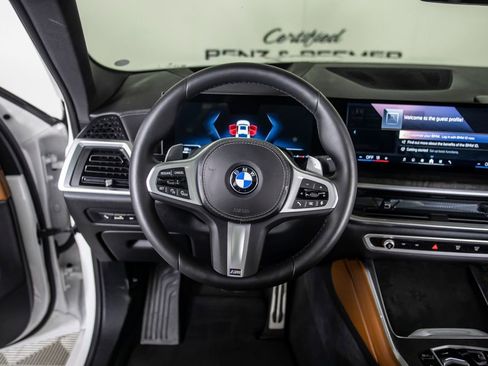 Used 2025 BMW X6 xDrive40i w/ Climate Comfort Package image 29