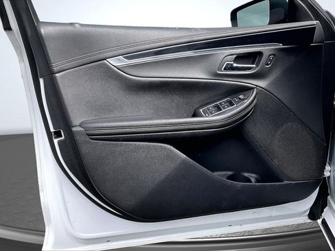 Used 2020 Chevrolet Impala LT FWD image 23