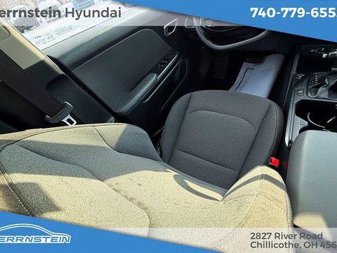 Used 2025 Kia K4 LXS image 10