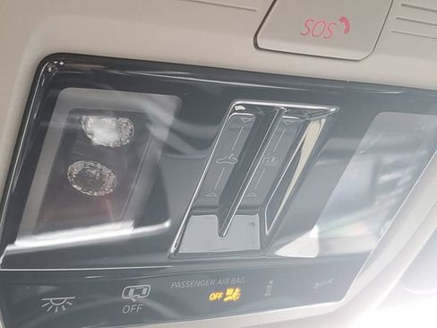 New 2026 Volkswagen Atlas Peak Edition image 32