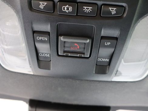 Used 2021 Toyota Corolla XSE FWD image 24