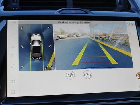 Used 2024 Jaguar E-PACE R-Dynamic SE image 18