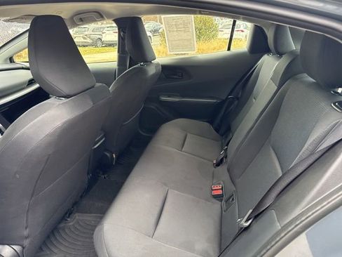 Used 2025 Toyota Prius LE image 28
