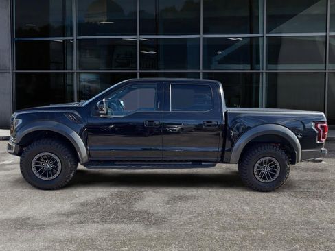 Used 2019 Ford F150 Raptor w/ Equipment Group 802A Luxury image 4