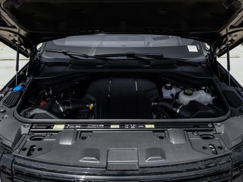 New 2026 Land Rover Range Rover SV AWD/4WD image 66