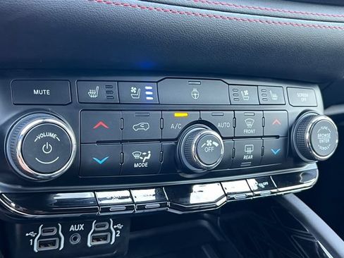Used 2026 Dodge Durango GT AWD/4WD image 31