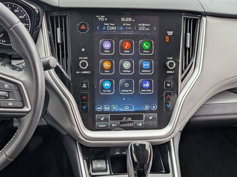 Used 2025 Subaru Outback Premium image 12