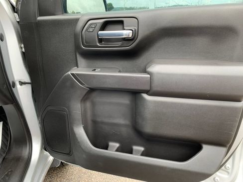 Used 2021 Chevrolet Silverado 1500 Custom Trail Boss w/ Safety Confidence Package AWD/4WD image 19