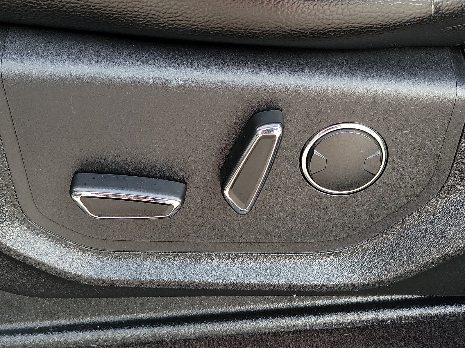 Used 2018 Ford F150 Lariat AWD/4WD image 13