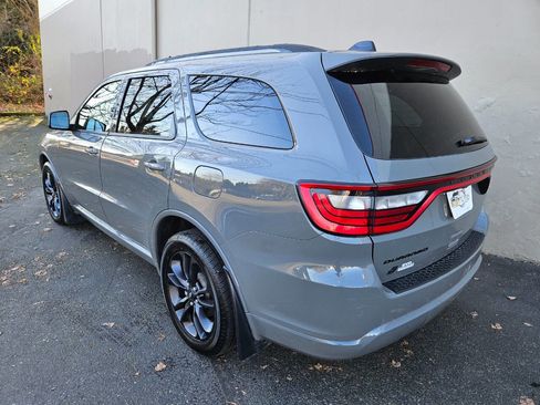 Used 2024 Dodge Durango SXT image 4