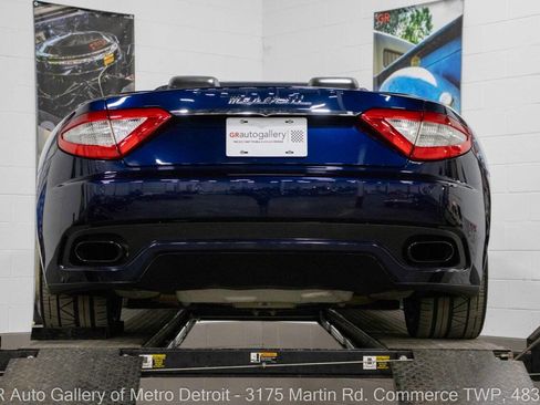 Used 2012 Maserati GranTurismo Sport image 21
