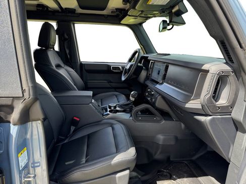 New 2025 Ford Bronco Badlands image 18