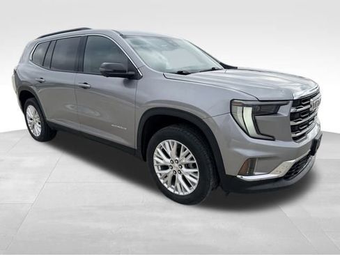 Used 2024 GMC Acadia Elevation w/ Luxury Package image 7