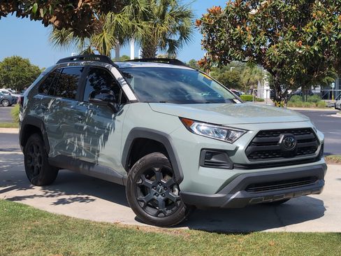 Used 2020 Toyota RAV4 TRD Off-Road AWD/4WD image 2